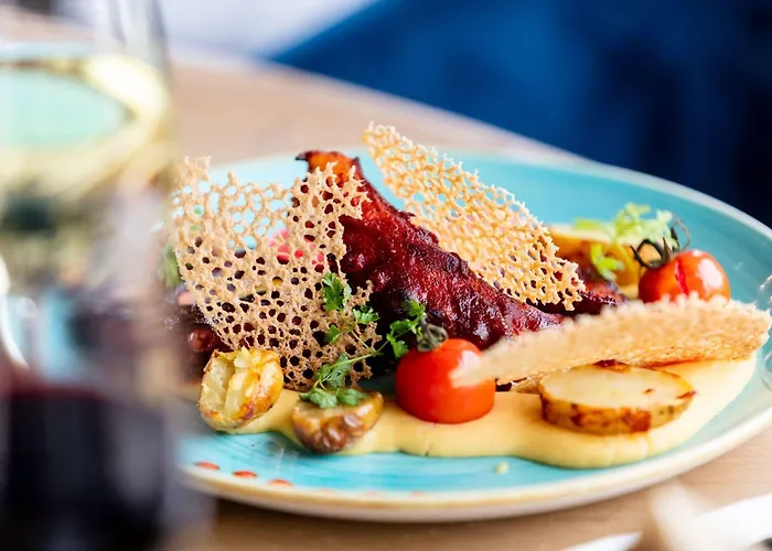 Restaurant Le Touring - Teritoria فندق