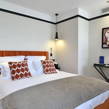 Отель Restaurant Le Touring - Teritoria 4*