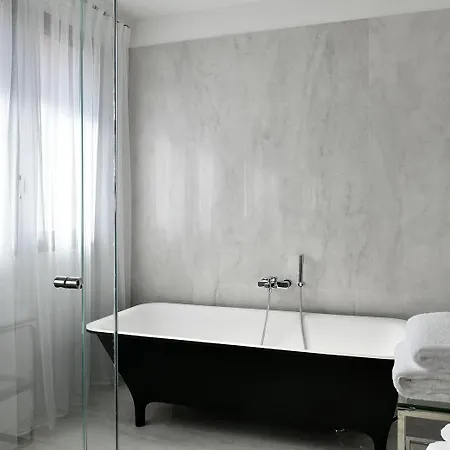 Отель Restaurant Le Touring - Teritoria Сен-Рафаэль