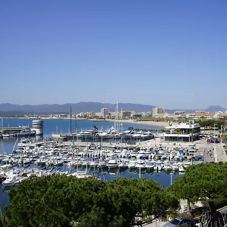 Готель Restaurant Le Touring - Teritoria Сен-Рафаель