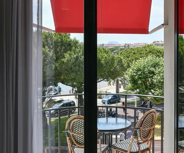 Hotel Restaurant Le Touring - Teritoria 4*